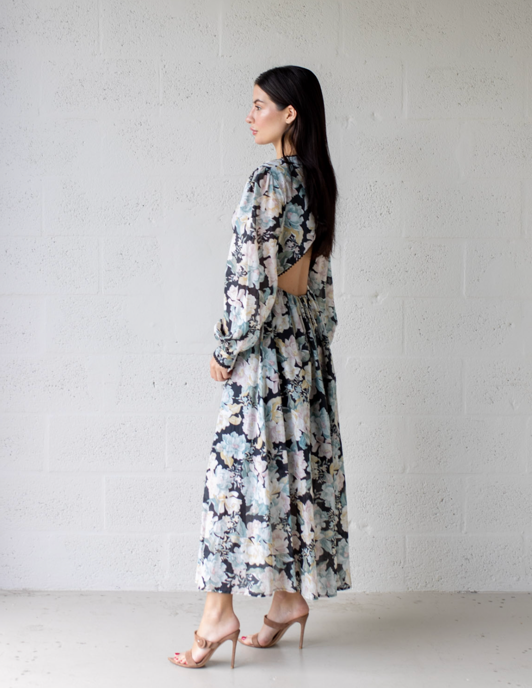 Talulah Pintuck Midi Dress - Noir Blossom