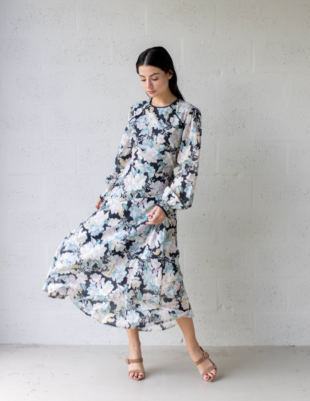 Talulah Pintuck Midi Dress - Noir Blossom