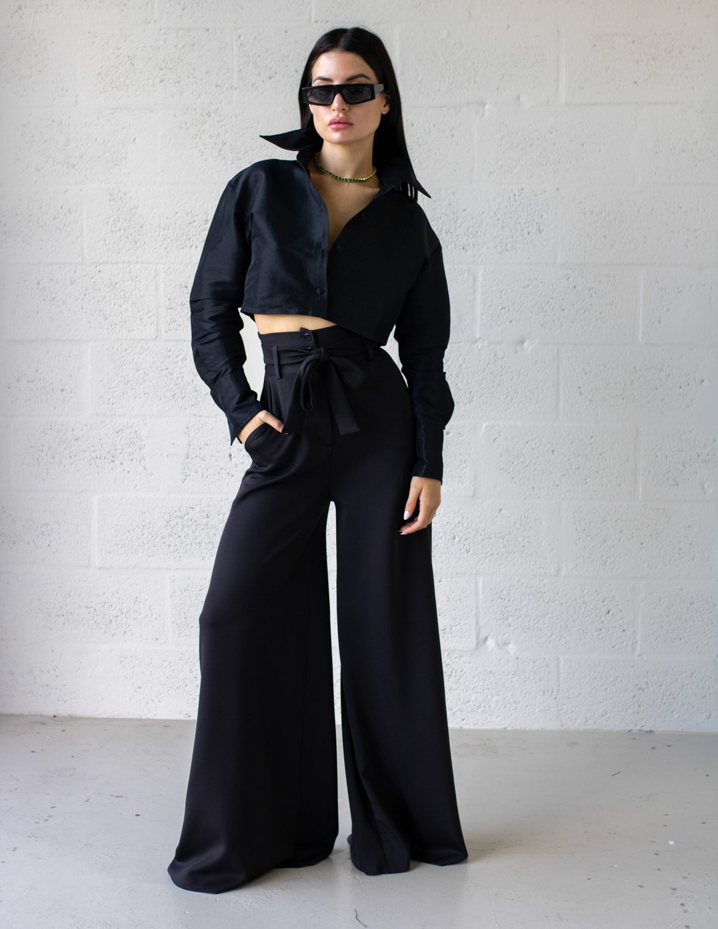 Button Down Crop - Black
