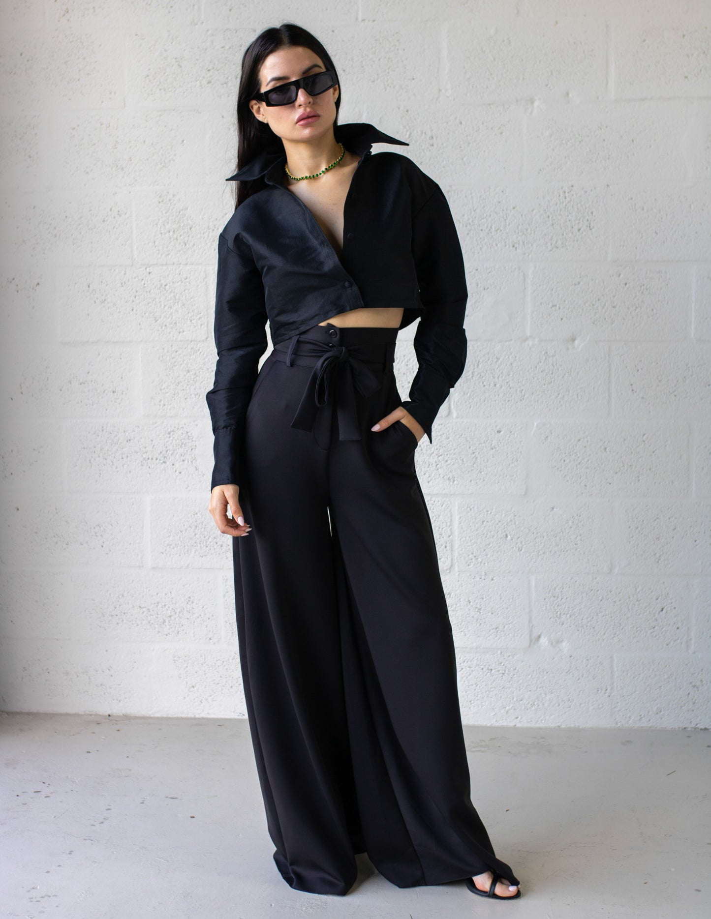 Button Down Crop - Black