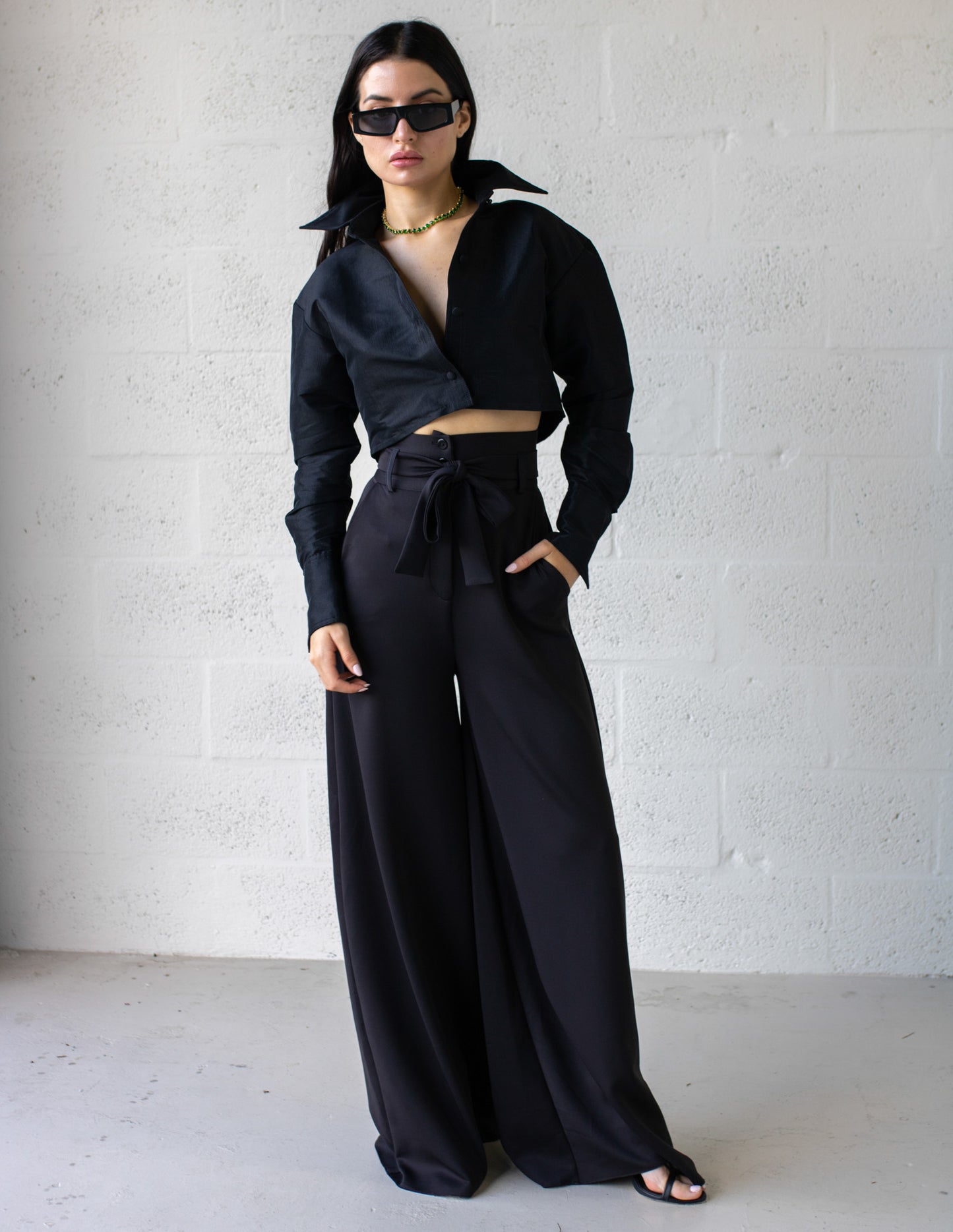 Button Down Crop - Black