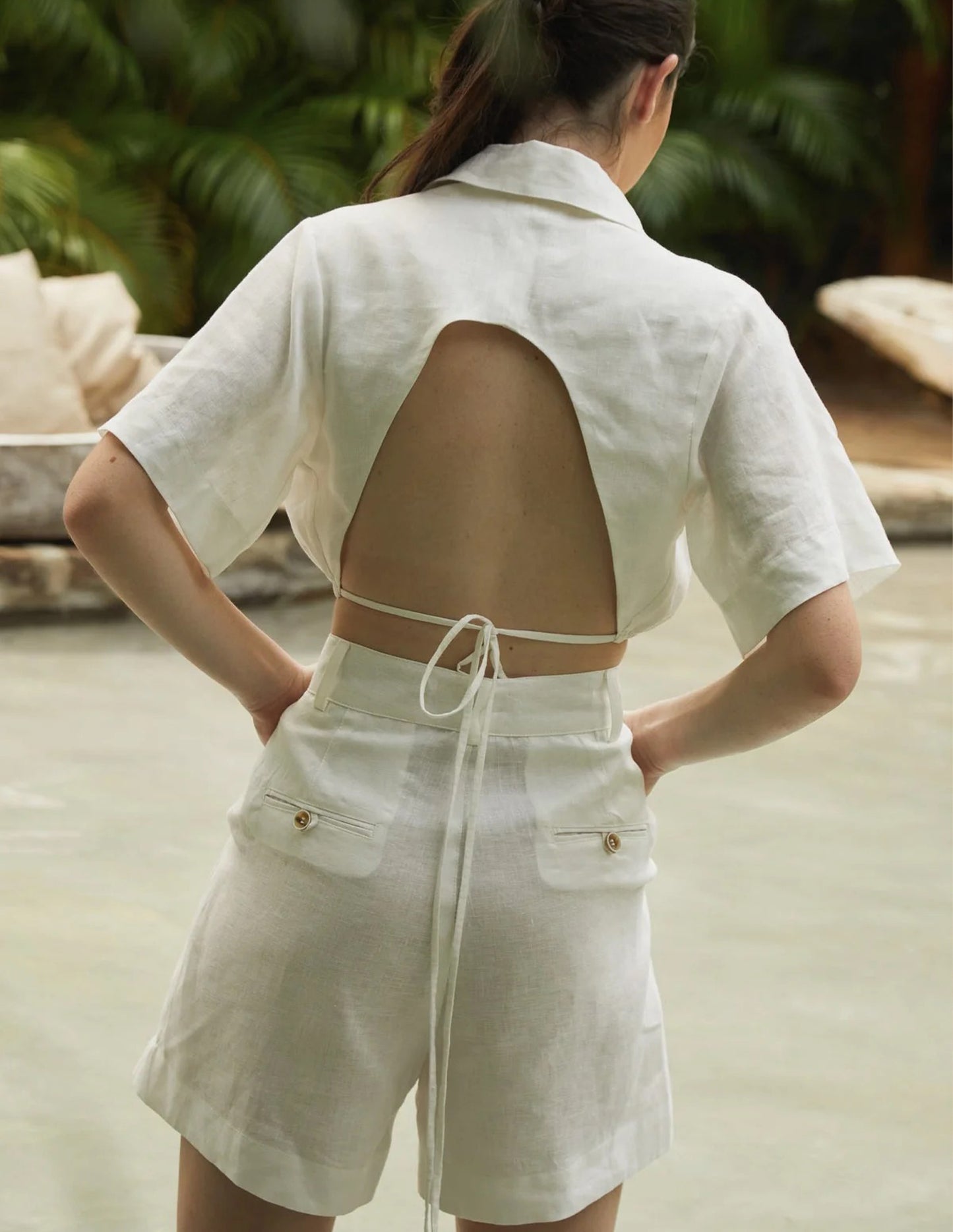 Backless Shirt