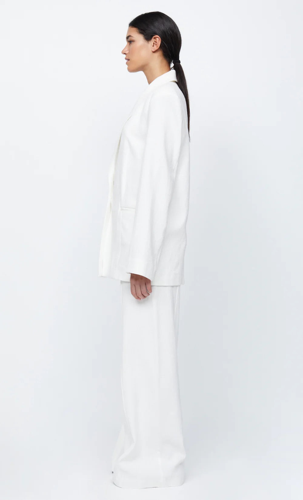 Manon Pant - Ivory