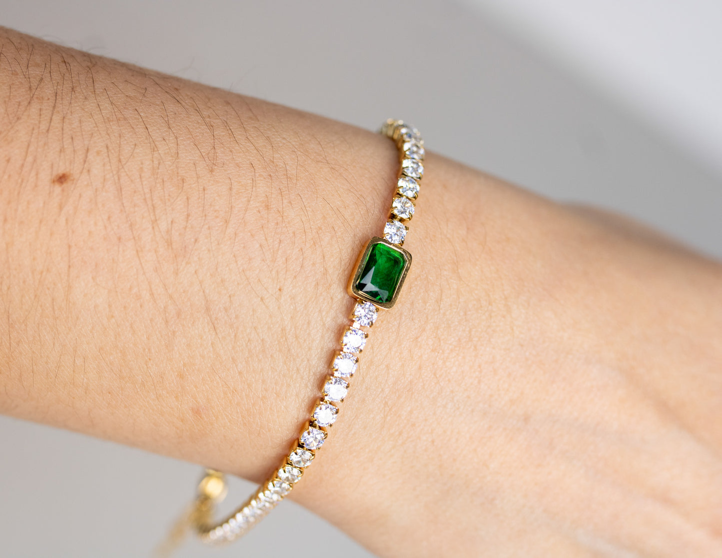 Single Emerald Bracelet
